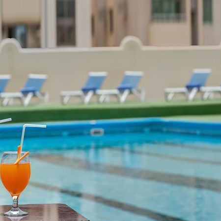 Hotel Al Bustan Flats Sharjah Esterno foto