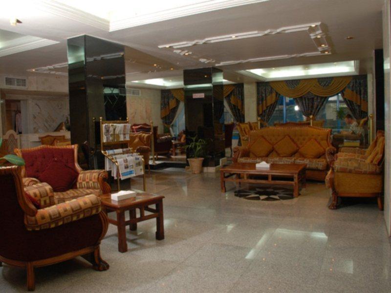 Hotel Al Bustan Flats Sharjah Esterno foto